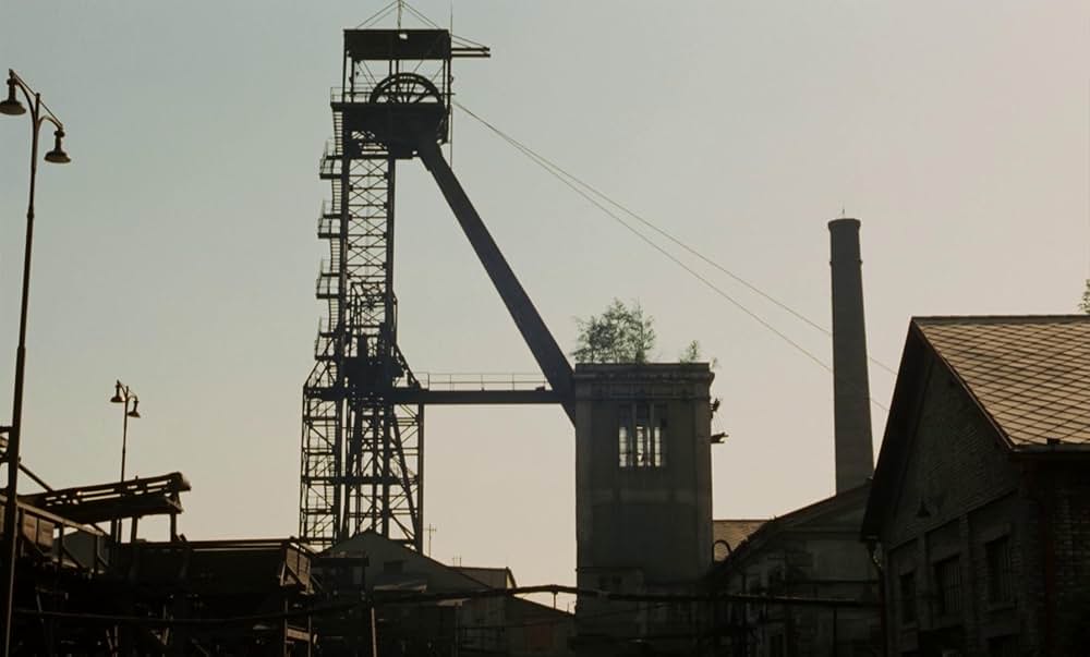 つながれたヒバリの画像