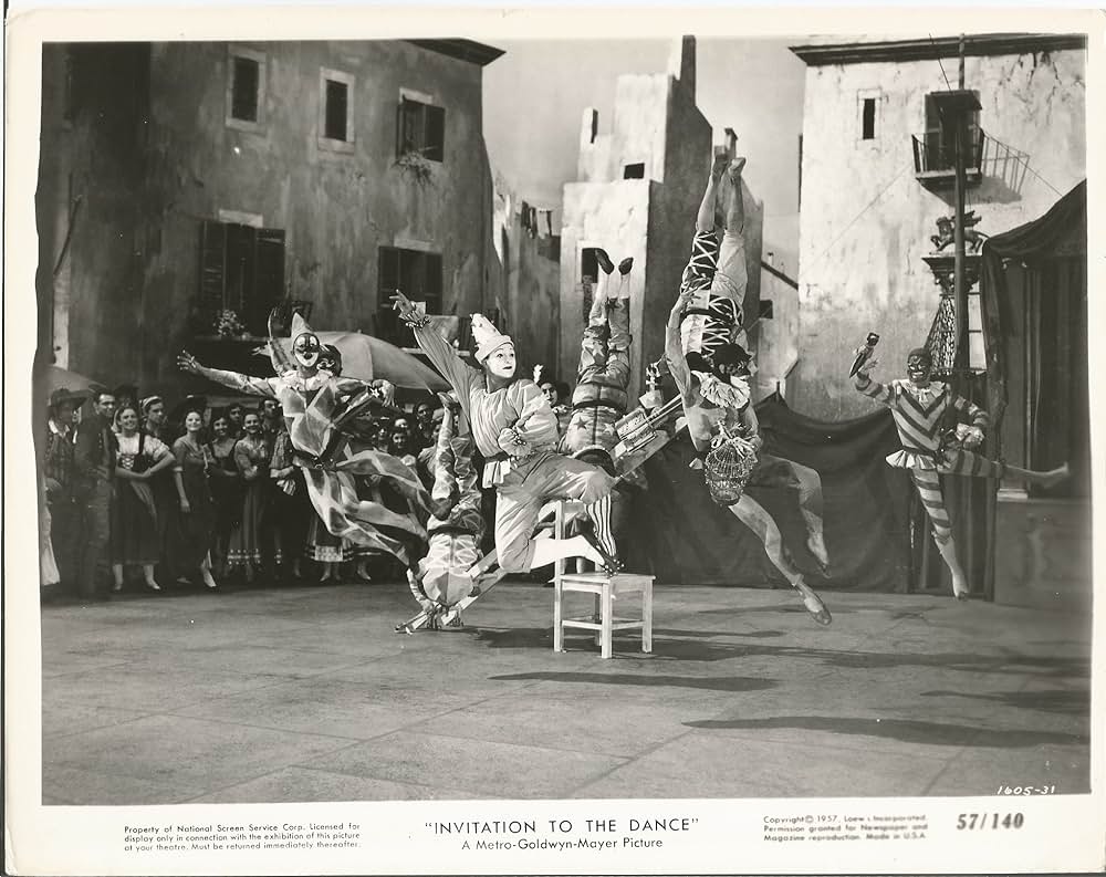 舞踏への招待／腕環のロンドの画像