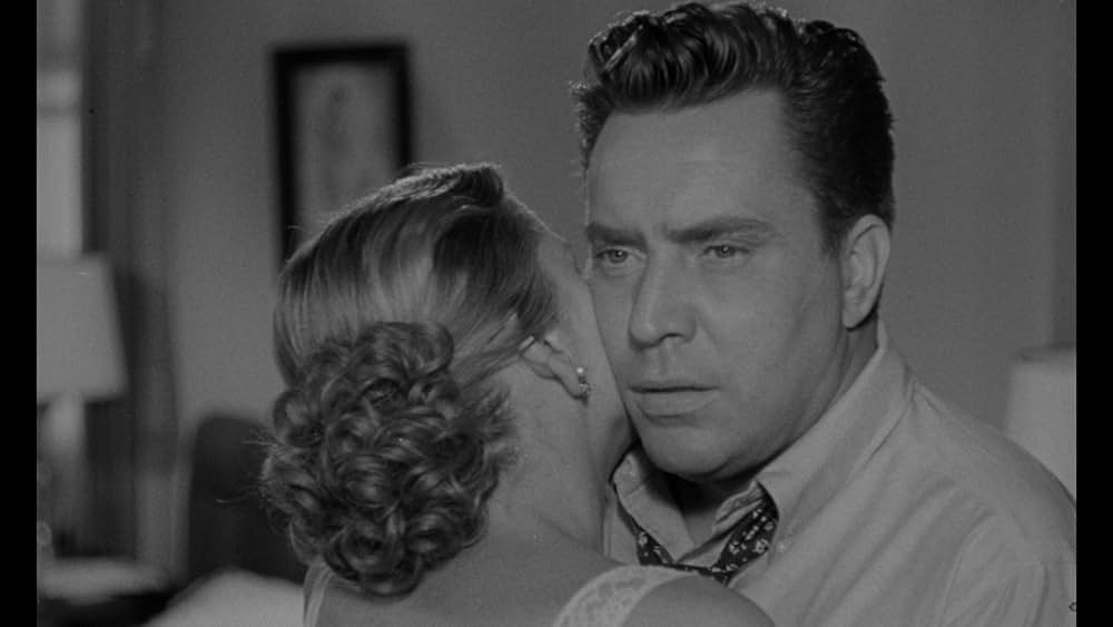 二重結婚者の画像