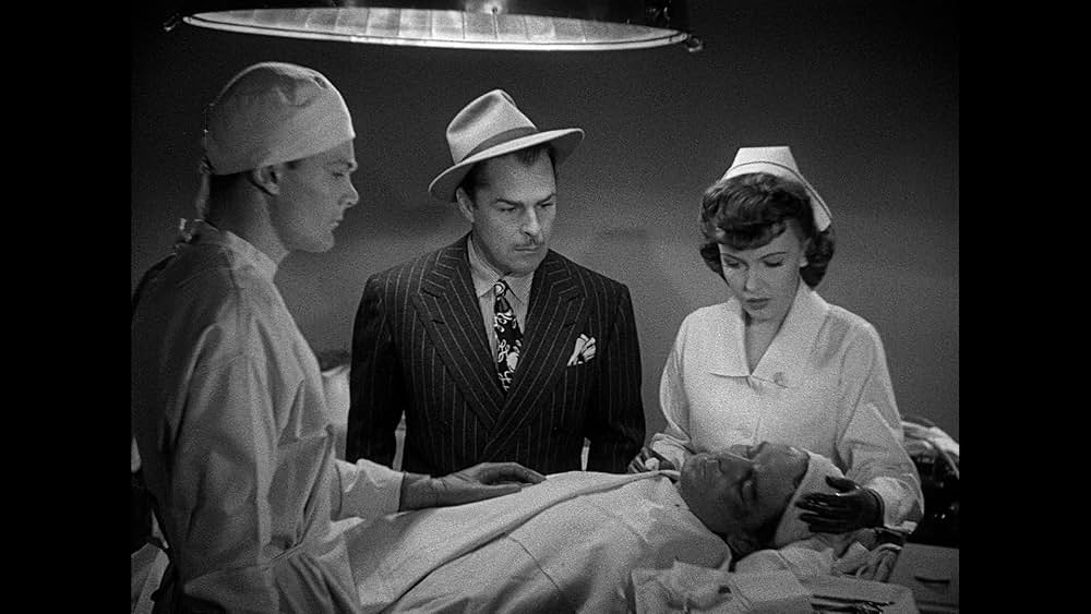 ガラスの鍵の画像