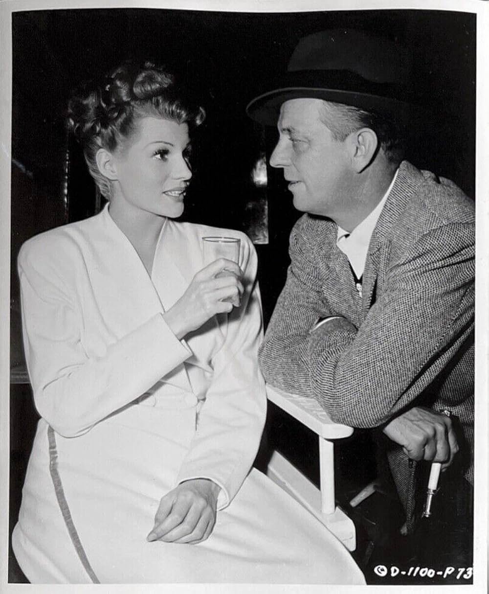 地上に降りた女神の画像