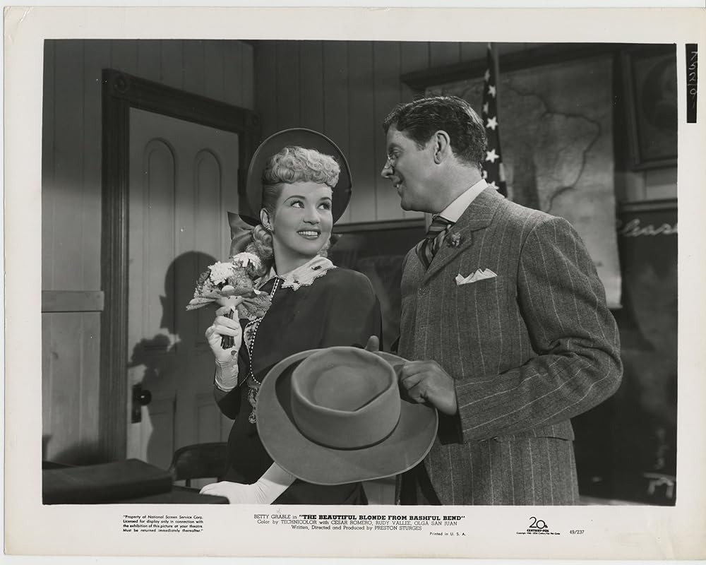 バシュフル盆地のブロンド美人の画像