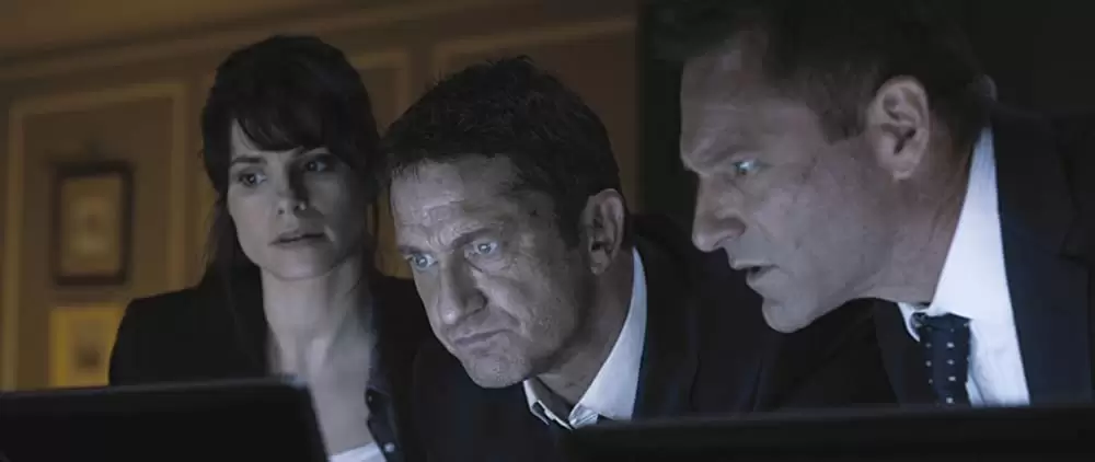 「エンド・オブ・キングダム」アーロン・エッカート & ジェラルド・バトラー & シャーロット・ライリーの画像