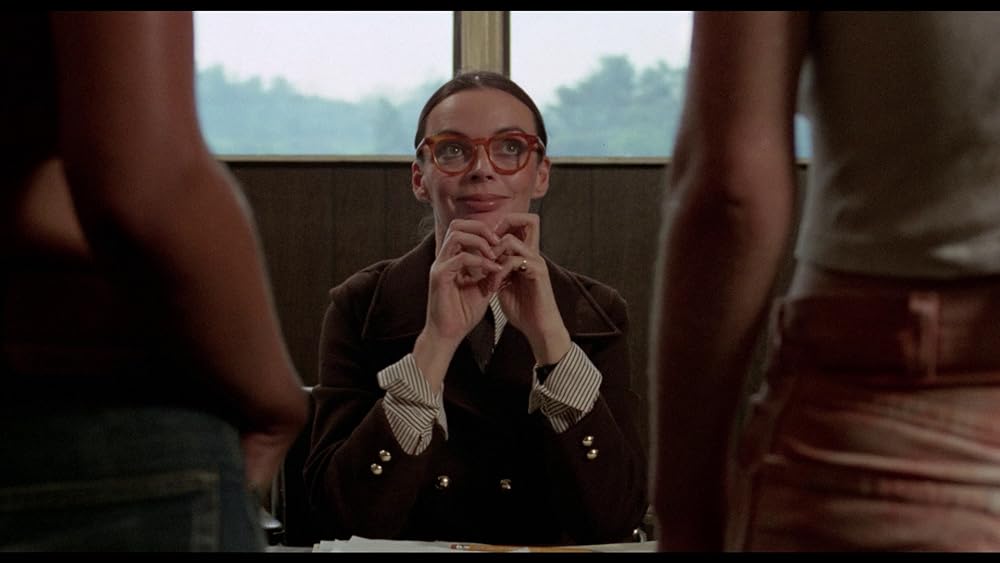 女刑務所・白昼の暴動の画像