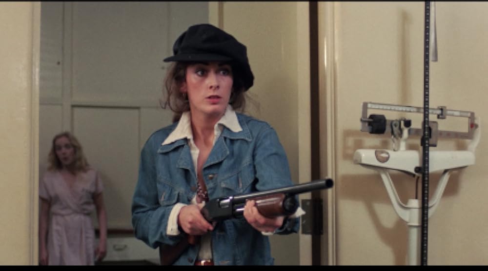 女刑務所・白昼の暴動の画像