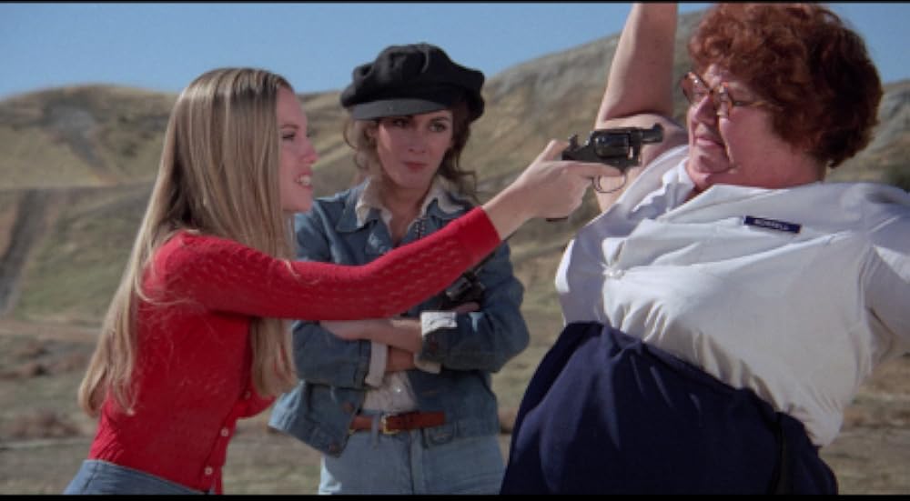 女刑務所・白昼の暴動の画像