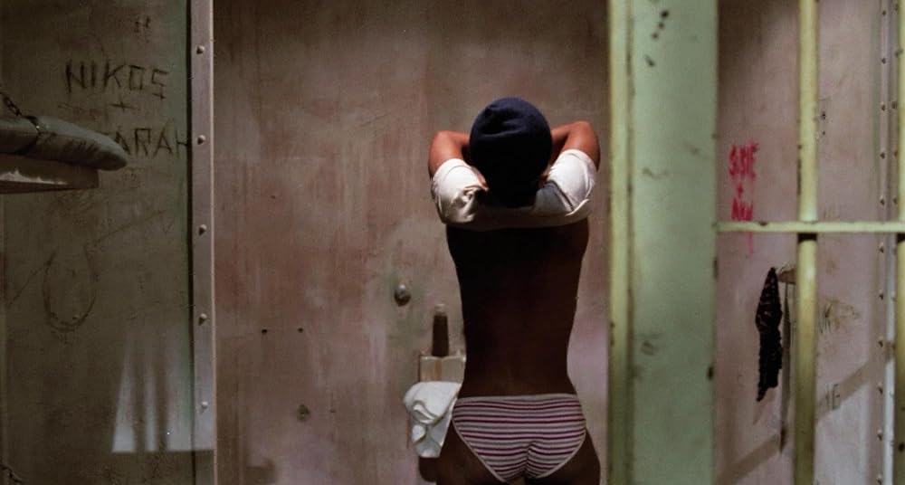 女刑務所・白昼の暴動の画像