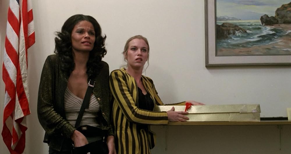 女刑務所・白昼の暴動の画像