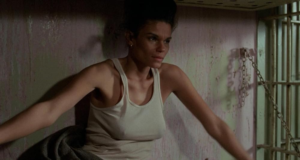 女刑務所・白昼の暴動の画像