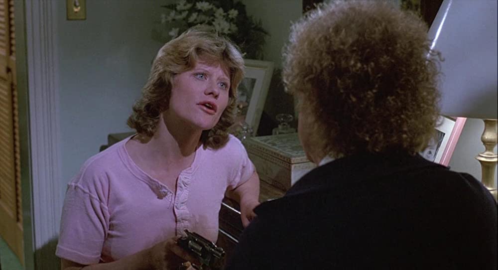 ウーマン・イン・レッドの画像