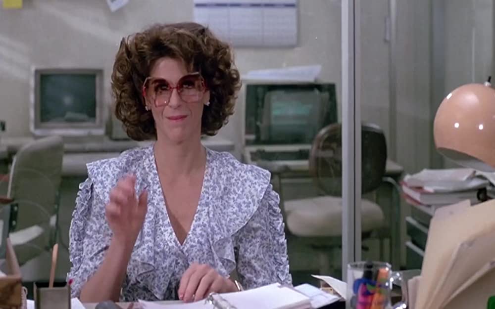 ウーマン・イン・レッドの画像