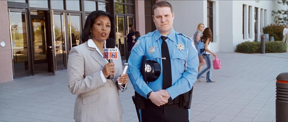 オブザーブ・アンド・レポートの画像