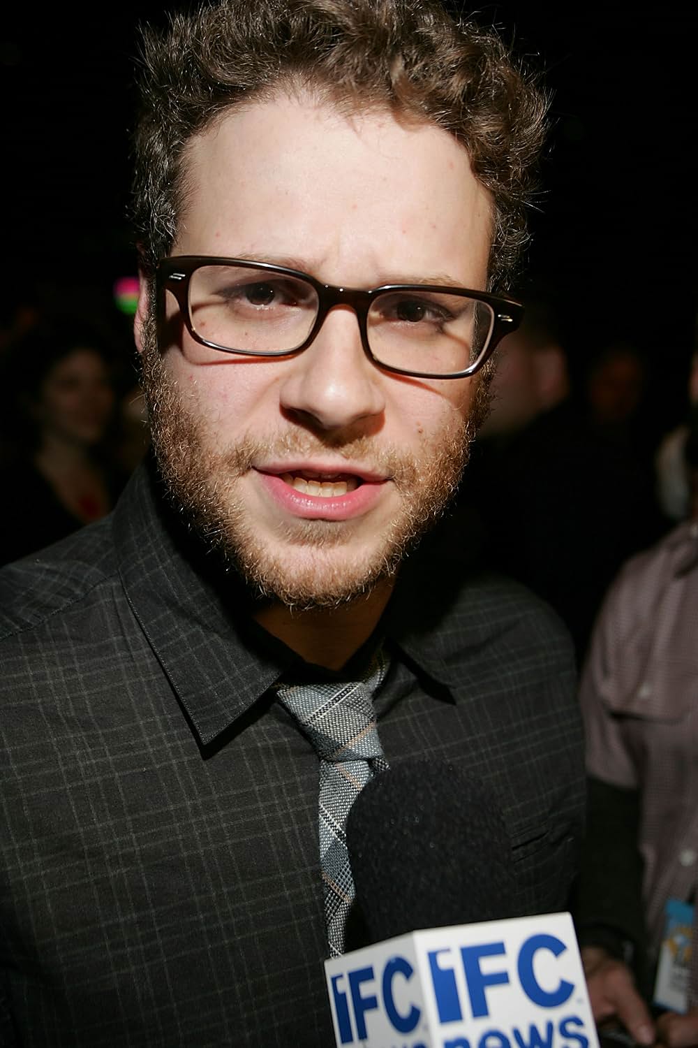 オブザーブ・アンド・レポートの画像