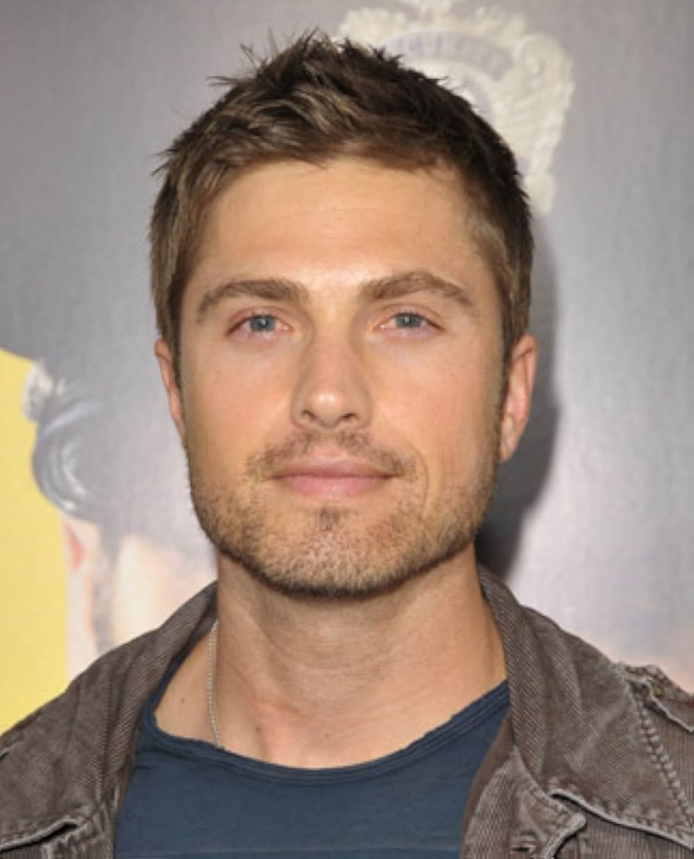 オブザーブ・アンド・レポートの画像