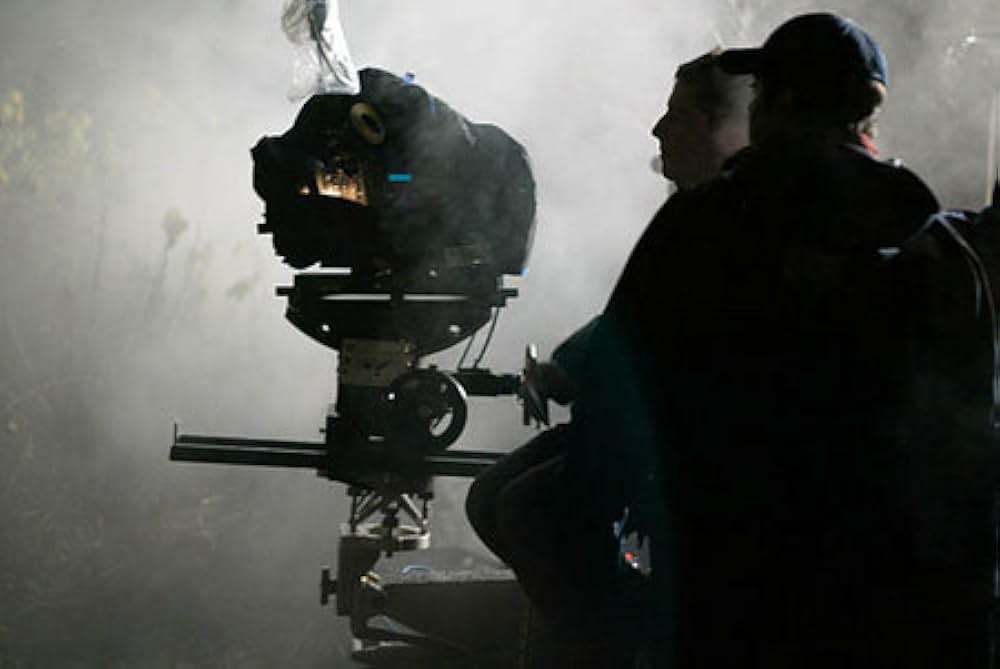 ビハインド・ザ・マスクの画像