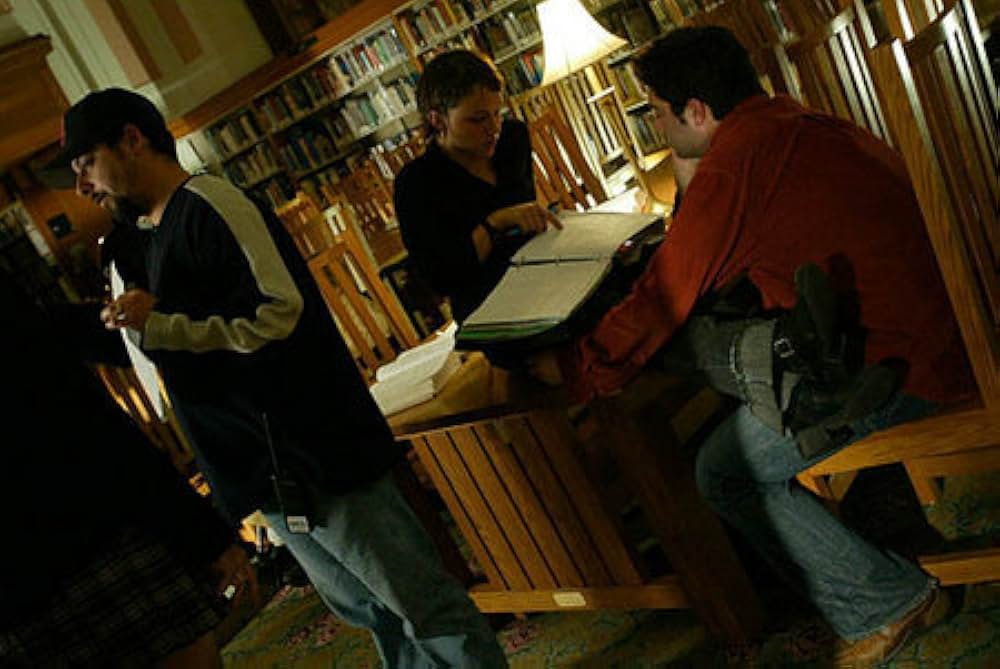 ビハインド・ザ・マスクの画像