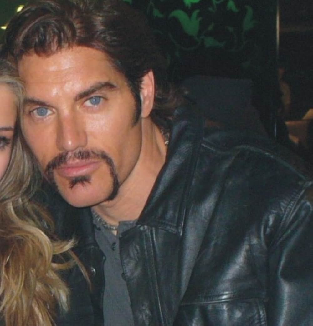 ヒーロー・ウォンテッドの画像