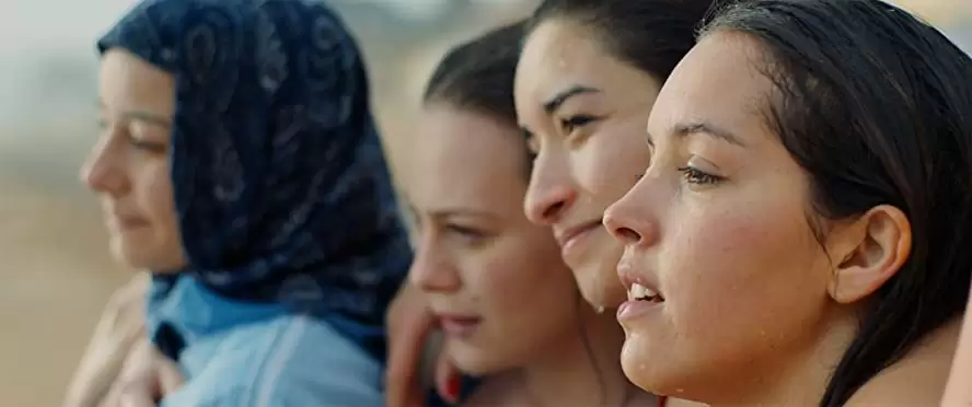 「パピチャ 未来へのランウェイ」Shirine Boutella & Amira Hilda Douaouda & Zahra Doumandji & リナ・クードリの画像