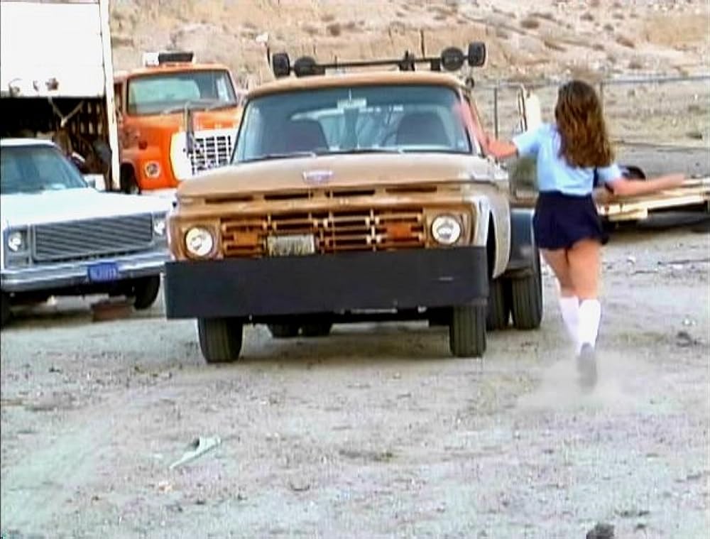 女子高生チェーンソーの画像