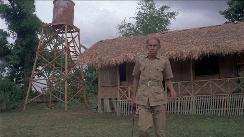 残虐全裸女収容所の画像