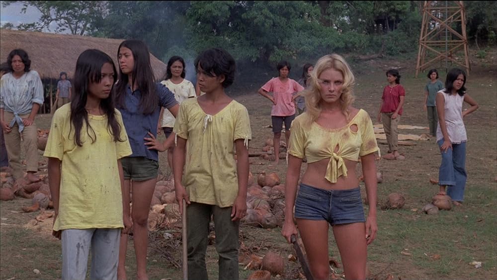 残虐全裸女収容所の画像