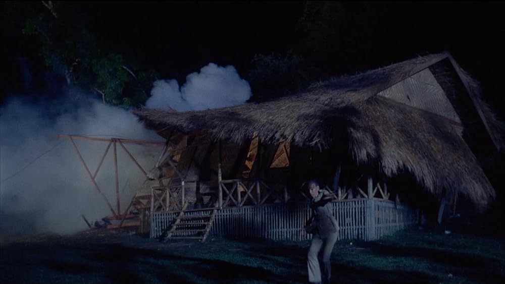 残虐全裸女収容所の画像