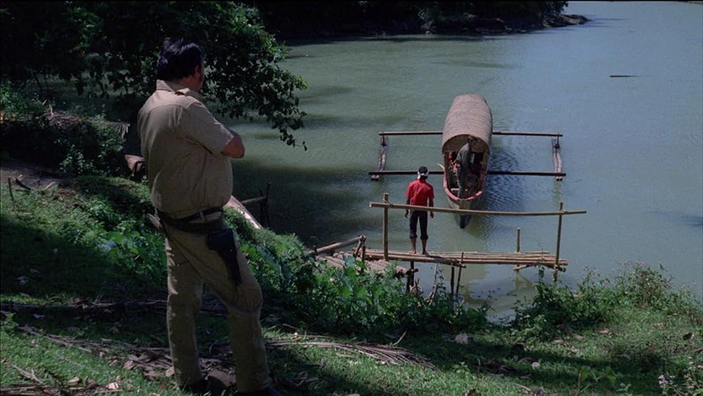 残虐全裸女収容所の画像