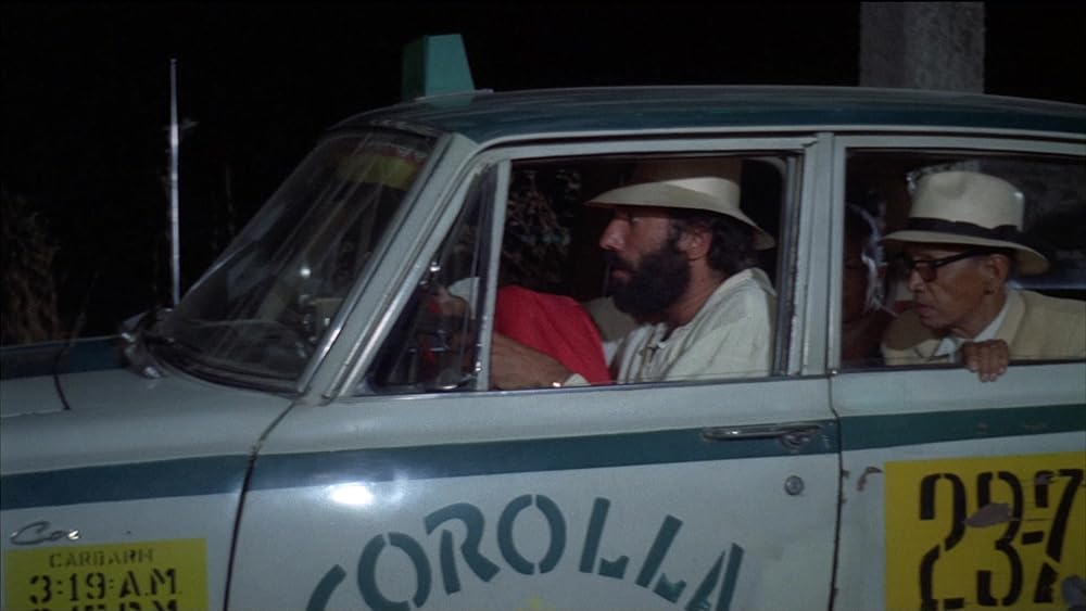 残虐全裸女収容所の画像