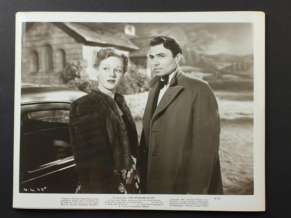 霧の夜の戦慄の画像