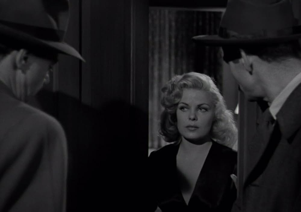 危険な場所での画像