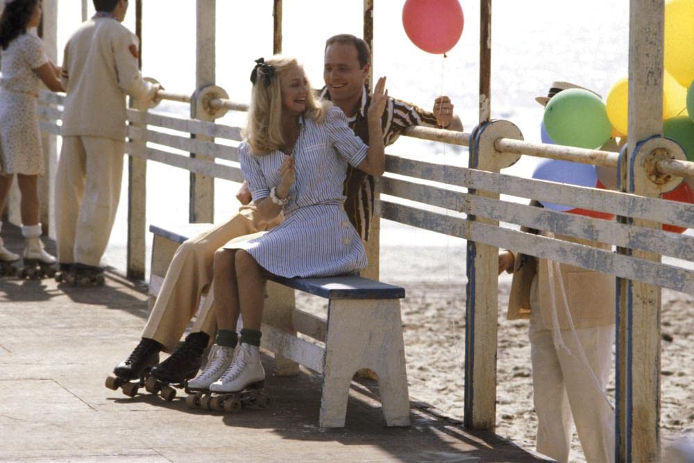 「スイング・シフト」エド・ハリス & ゴールディ・ホーンの画像