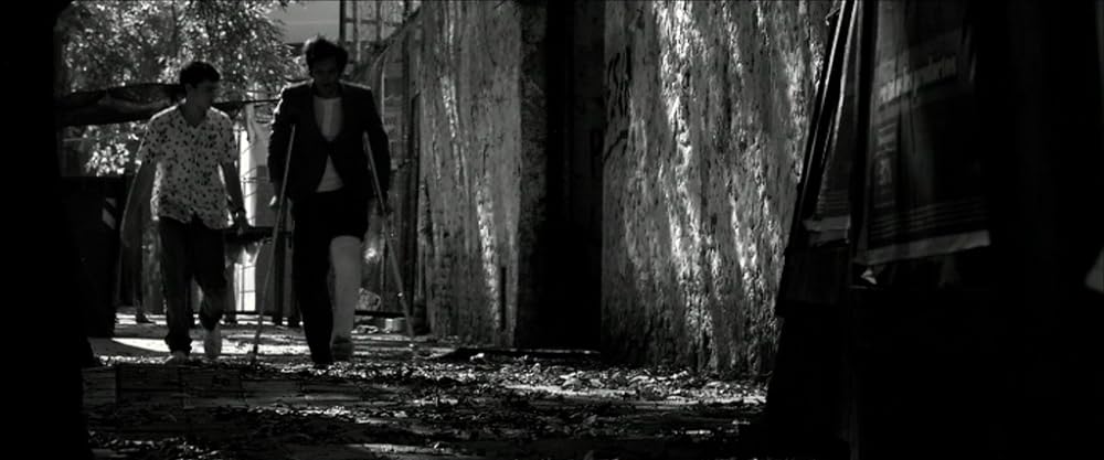 テトロ 過去を殺した男の画像