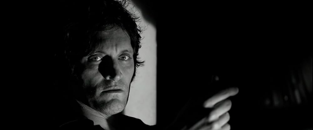 テトロ 過去を殺した男の画像