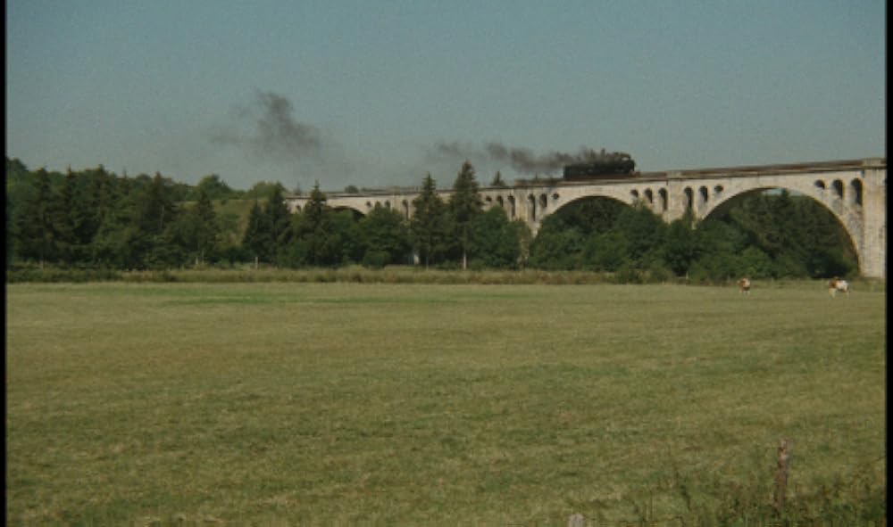 帰らざる夜明けの画像