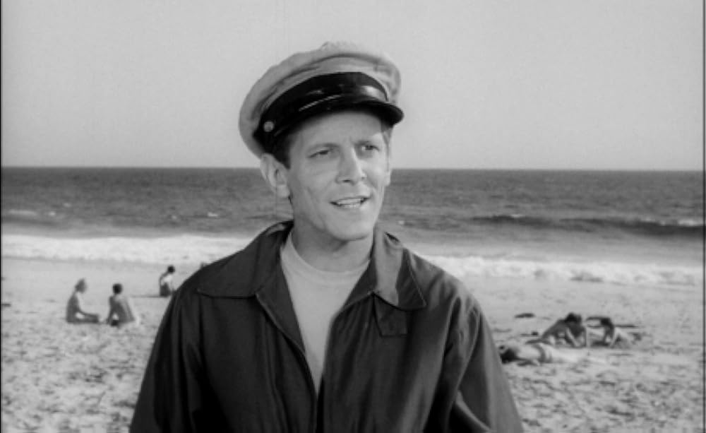 空飛ぶ生首の画像