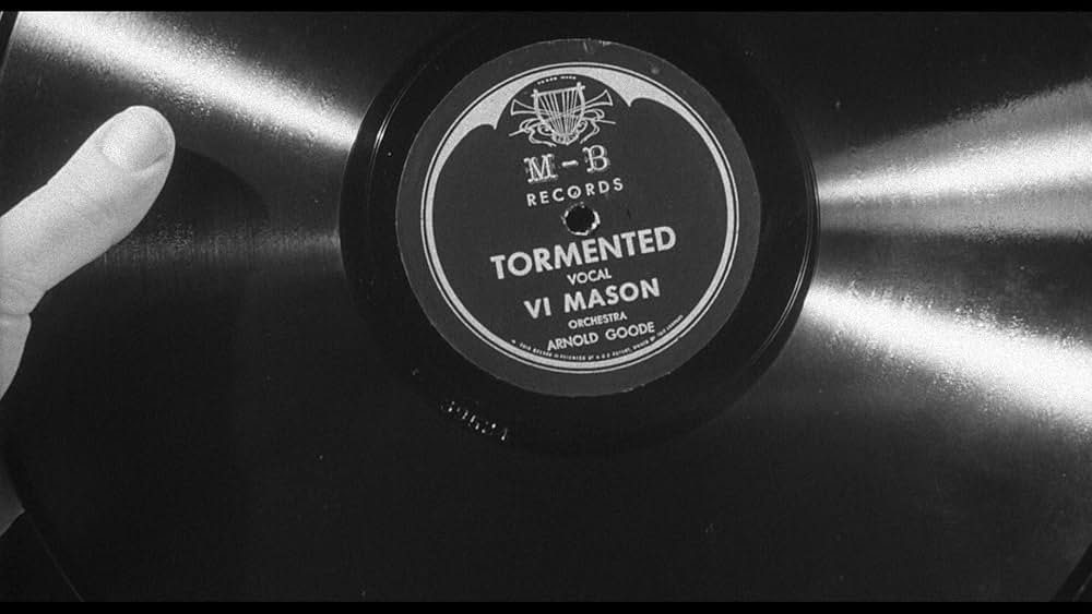 空飛ぶ生首の画像