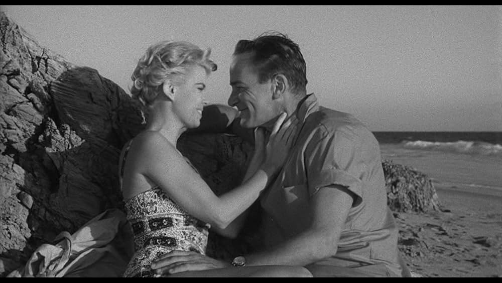 空飛ぶ生首の画像