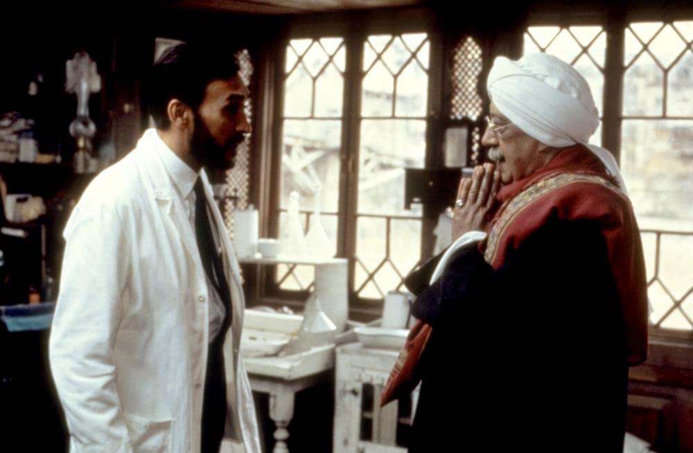 「インドへの道」アレック・ギネス & ビクター・バナルジーの画像