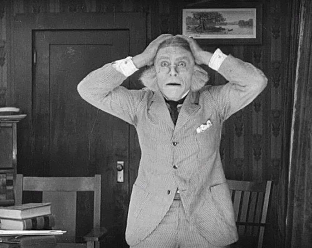 チャップリンの船乗り生活の画像