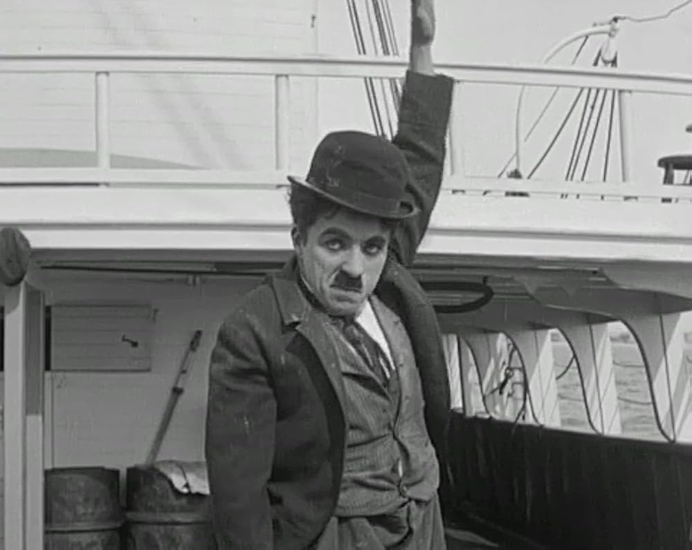 チャップリンの船乗り生活の画像