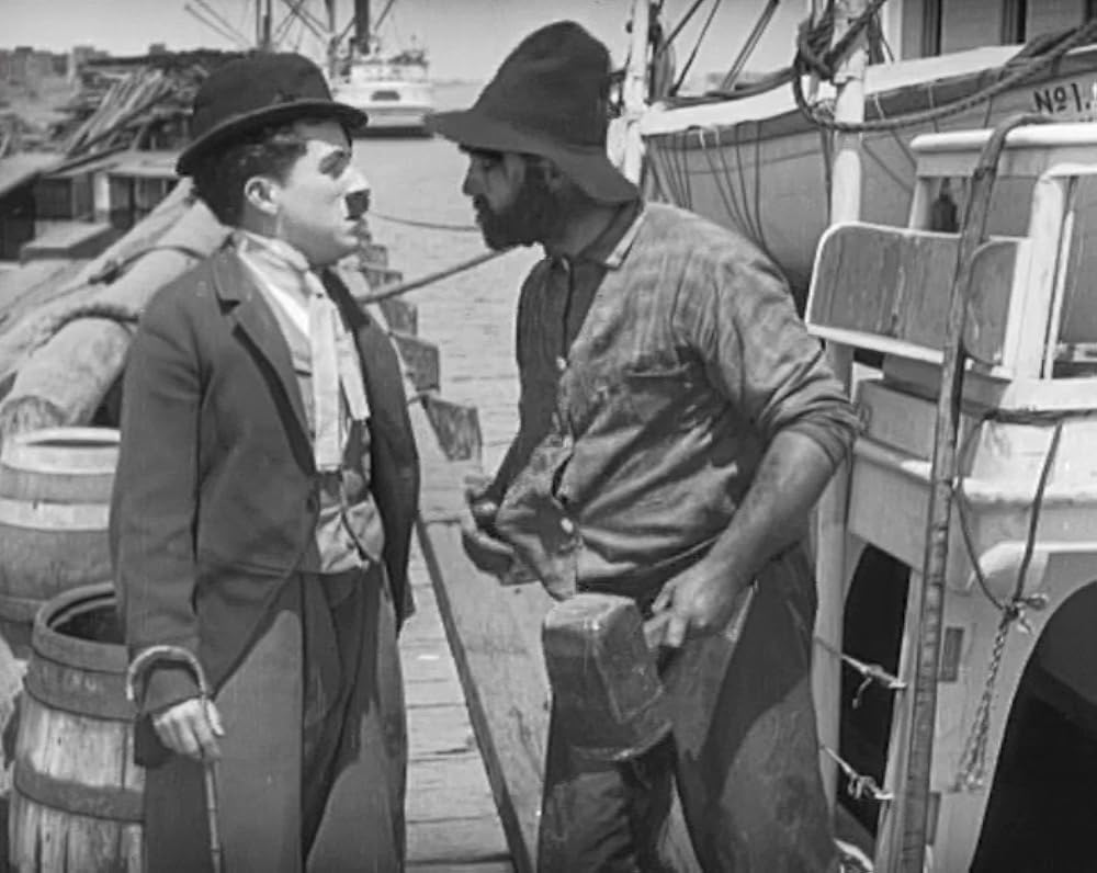 チャップリンの船乗り生活の画像