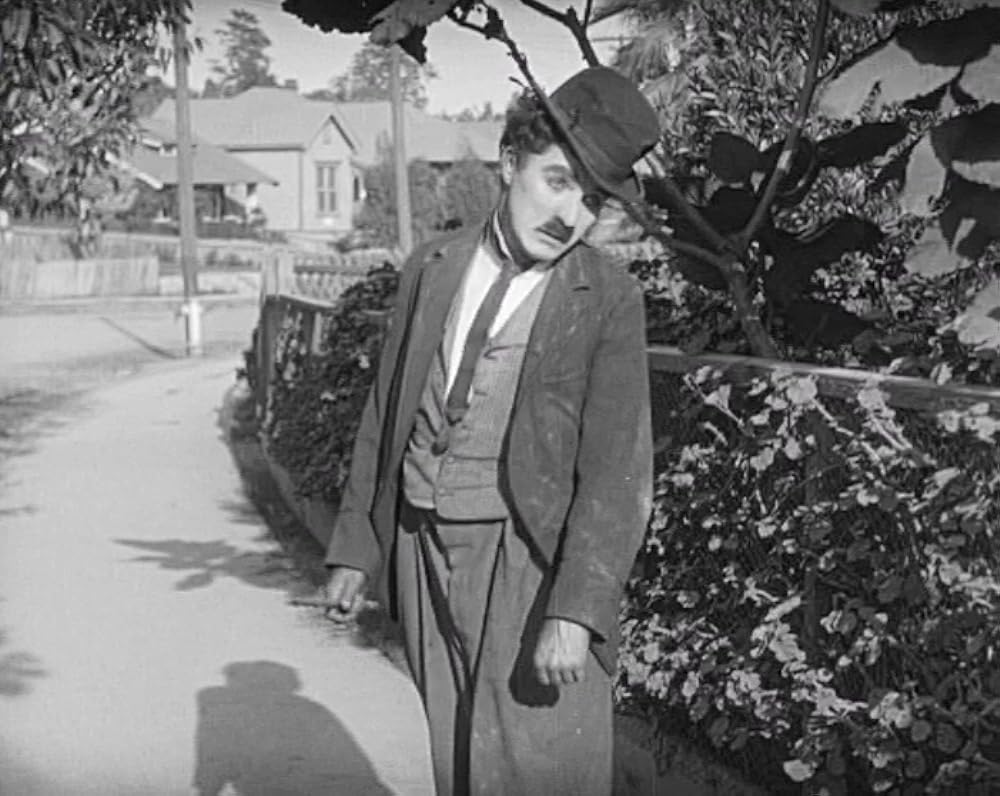 チャップリンの船乗り生活の画像