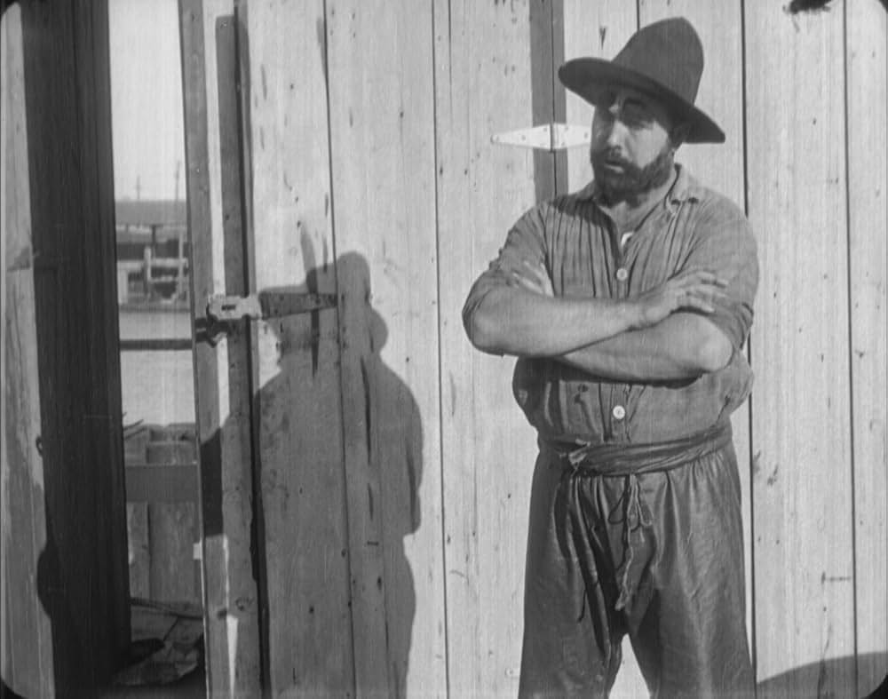 チャップリンの船乗り生活の画像