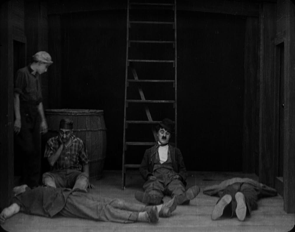 チャップリンの船乗り生活の画像