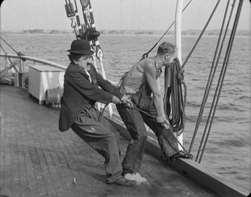 チャップリンの船乗り生活の画像