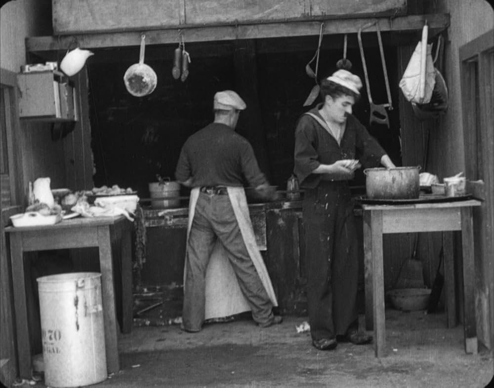 チャップリンの船乗り生活の画像