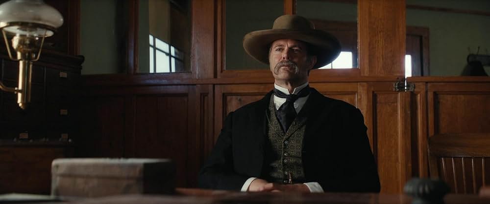 The Dead Don't Hurt（原題）の画像