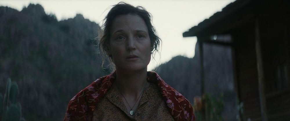 The Dead Don't Hurt（原題）の画像