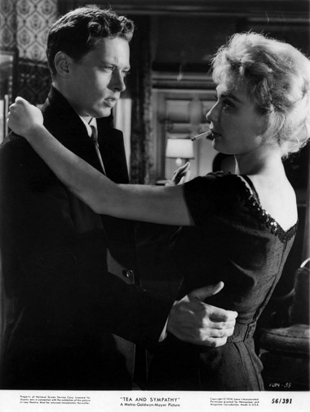 お茶と同情の画像