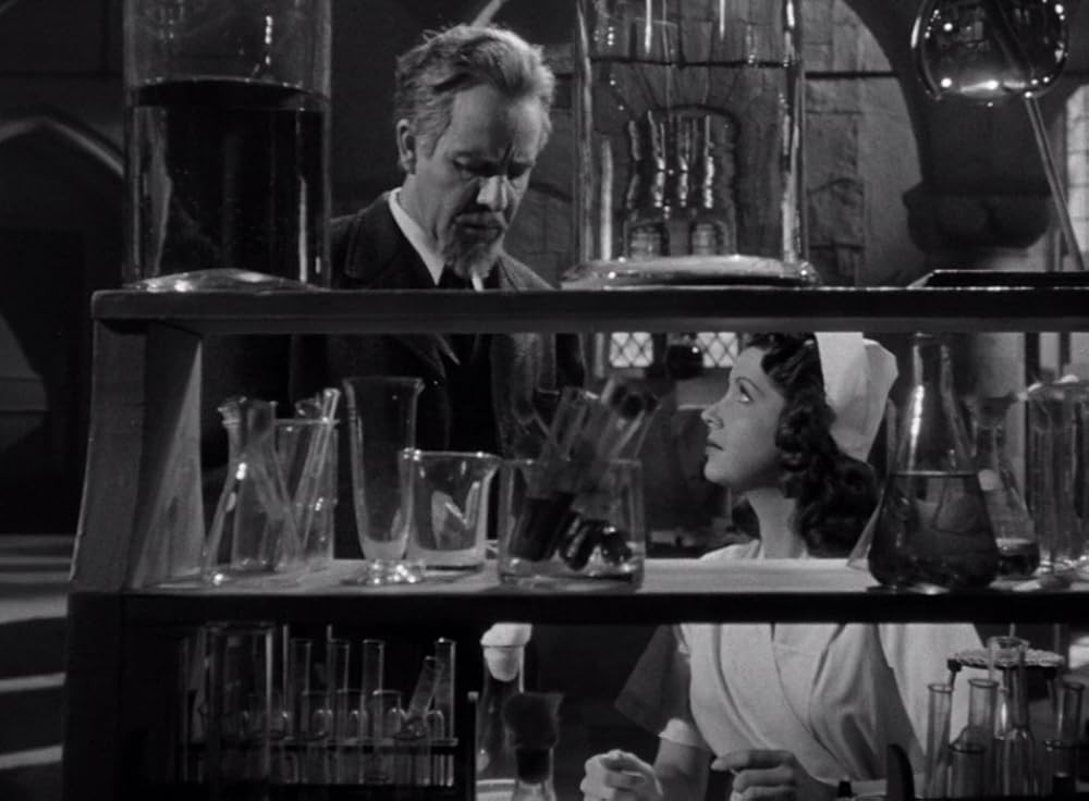 ドラキュラとせむし女の画像